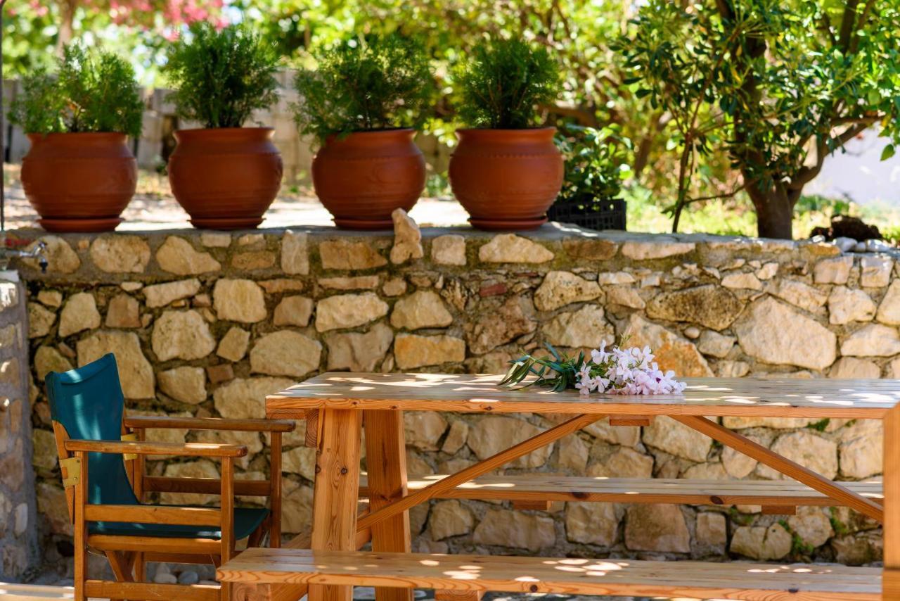 Villa Regina Keri Bagian luar foto