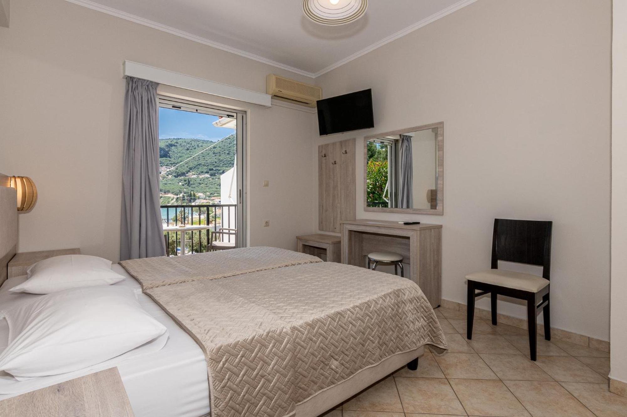 Villa Regina Keri Bagian luar foto