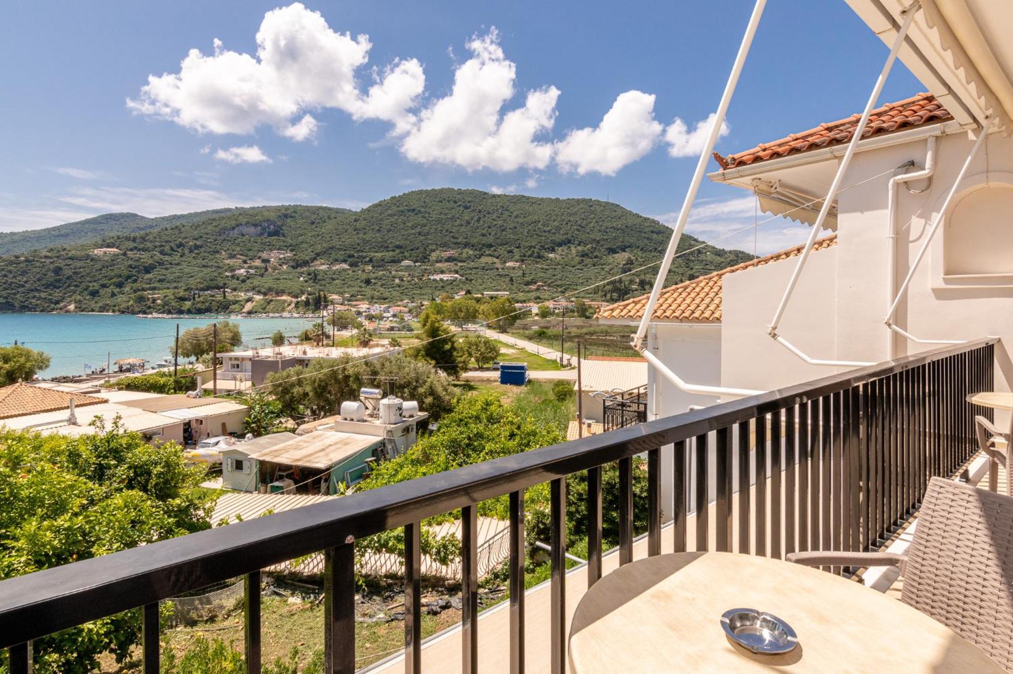 Villa Regina Keri Bagian luar foto